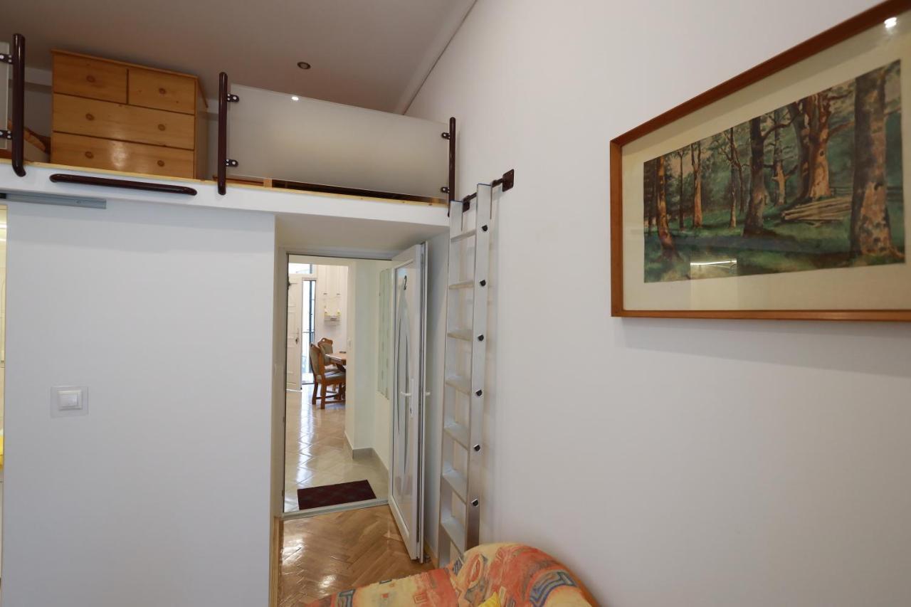 Vito Apartman Егер Екстериор снимка