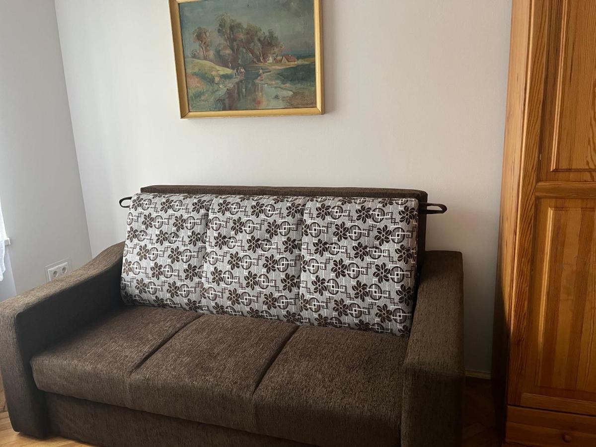 Vito Apartman Егер Екстериор снимка