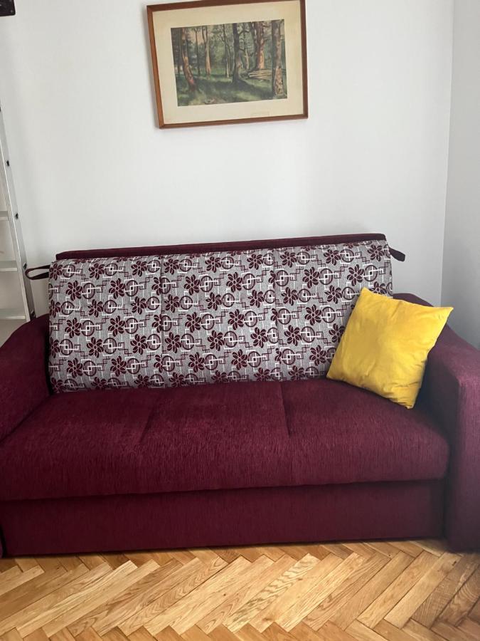 Vito Apartman Егер Екстериор снимка
