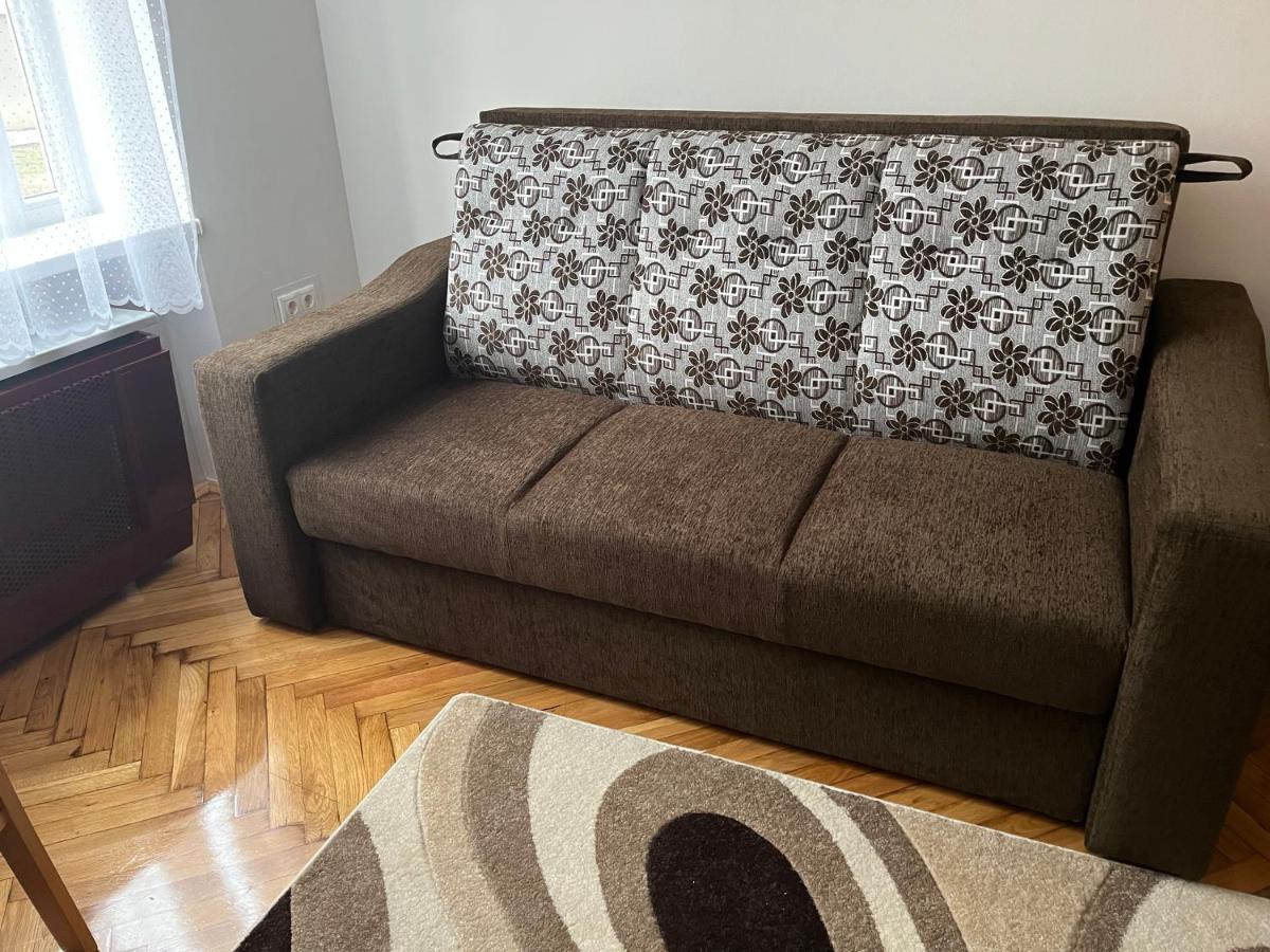 Vito Apartman Егер Екстериор снимка